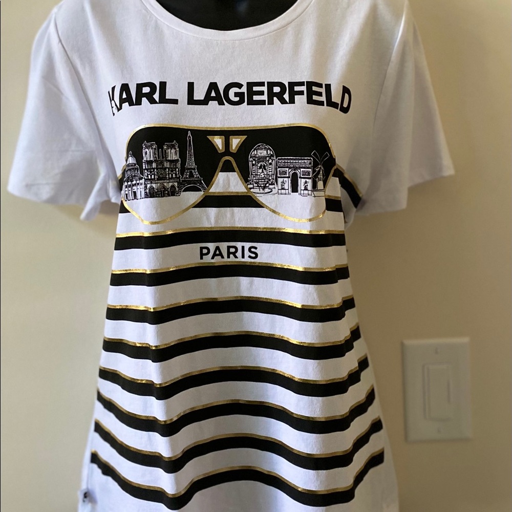 T-shirt  Paris Karl Lagerfeld  New size Small